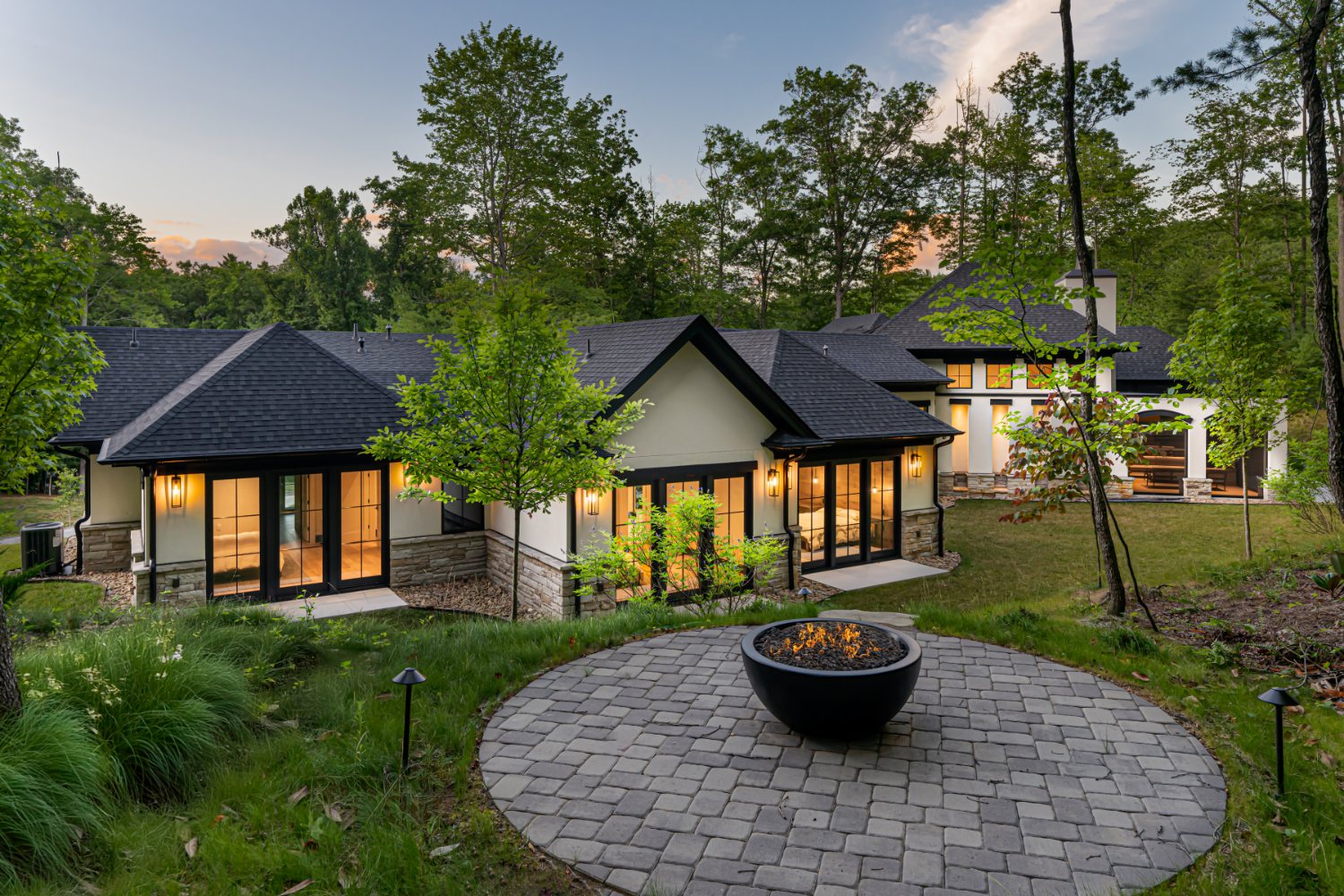 Lurel Ledge living room