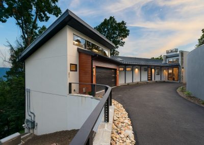 Mountain Modern Vista